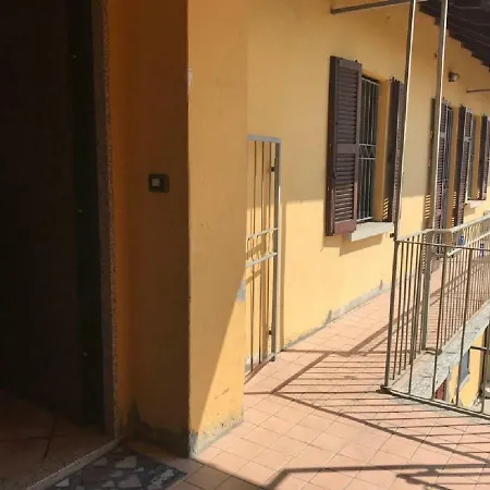 Battisti House 2 *